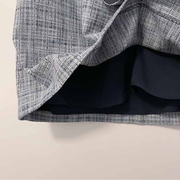 CLUB MONACO Mini Skirt | Size 2 - Picture 3 of 5